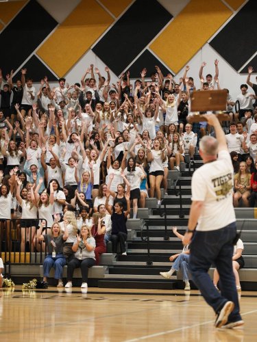 Carousel post from bvtigernews.