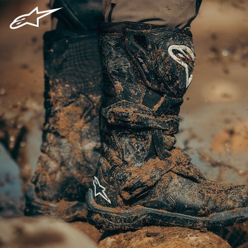 Photo post from motomax.