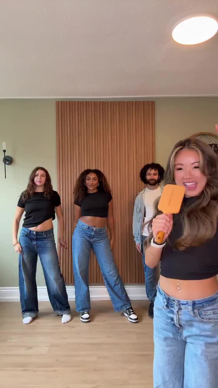 Video post from mixedchickshair.