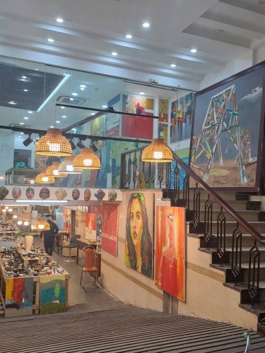 Carousel post from dc.artgallery.