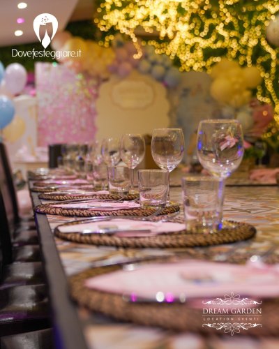 Carousel post from dovefesteggiare.it.