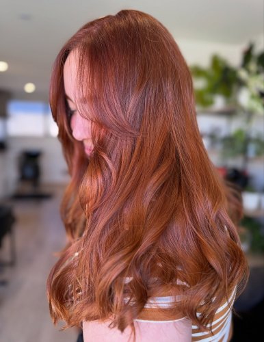 Carousel post from trindadehairstylist.