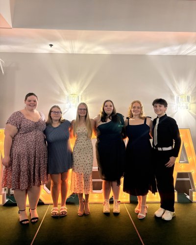 Carousel post from mid_lakers.