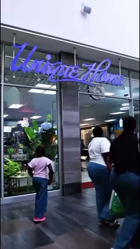 Video post from festival_mall.