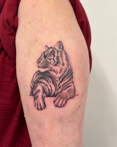 Photo post from lovetattoossandhurst.