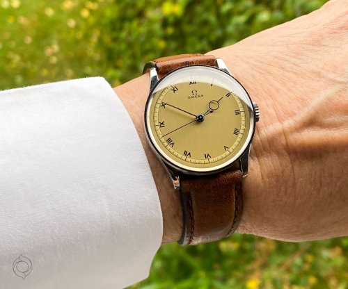 Carousel post from schoenesammleruhren.