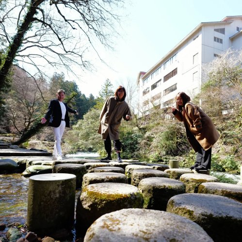 Carousel post from takashi_nigata.