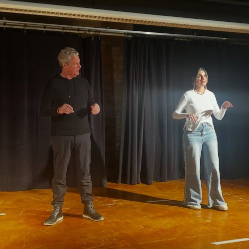 Carousel post from gortoncenterlf.