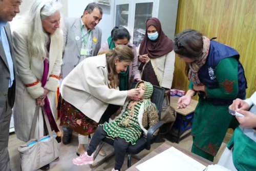 Carousel post from pakfightspolio.