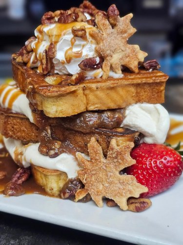 Photo post from laurasbarandgrill.