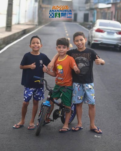 Carousel post from ananindeuapma.