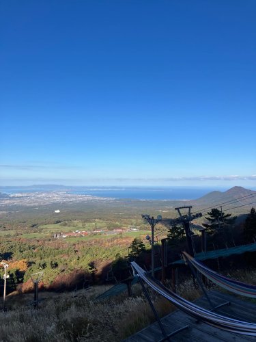 Carousel post from masumizutenkuu.