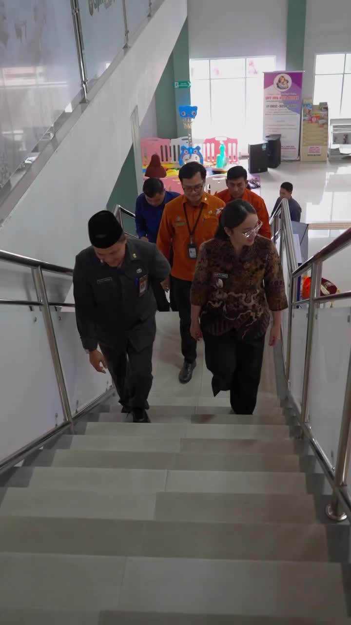 Video post from pemkotblitar.