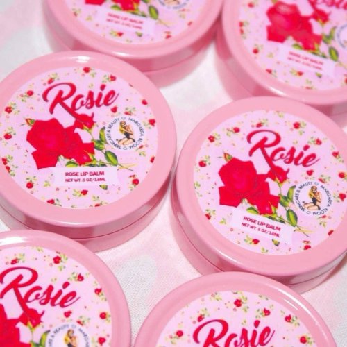 Carousel post from margaritabloom.