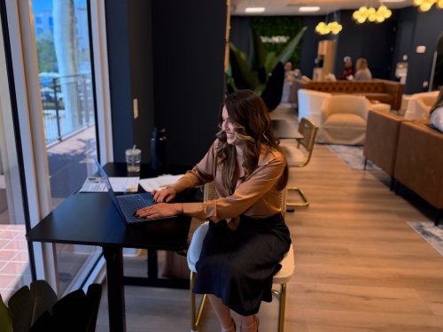 Carousel post from djandlindsey.