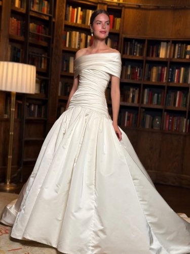 Boston Custom Made Bridal Shops & Wedding Planner: L'elite - Wedding Gowns  & Boutique in MA