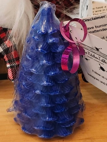 Carousel post from niftygiftynorfolk.