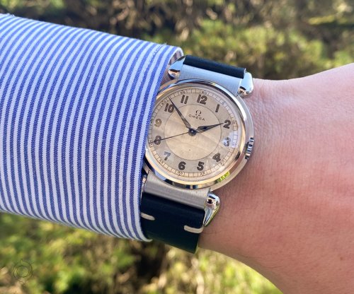 Carousel post from schoenesammleruhren.