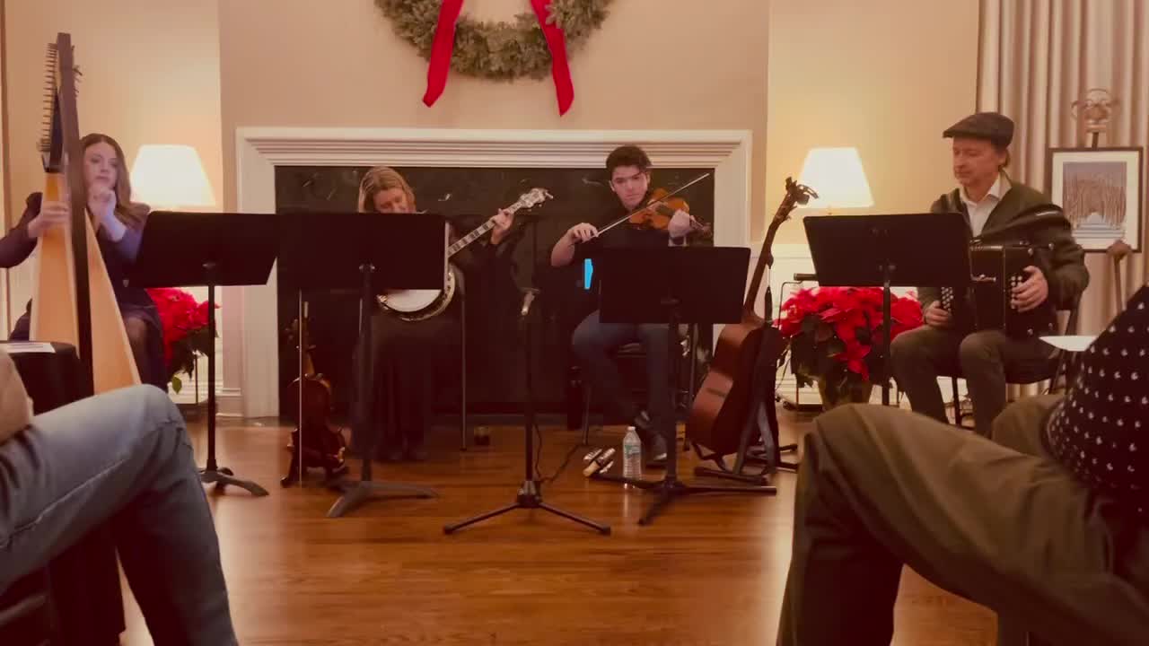 Carousel post from gortoncenterlf.