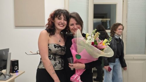 Carousel post from aur_arts.