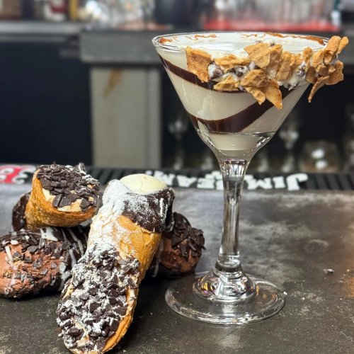 Photo post from laurasbarandgrill.