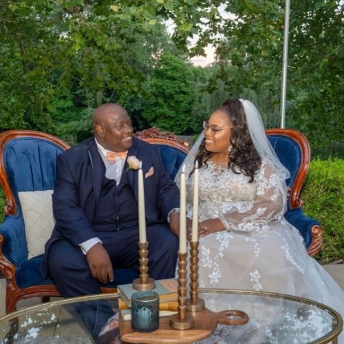 Carousel post from thecurvybridenj.