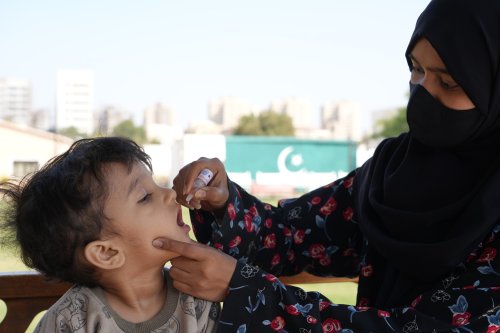 Carousel post from pakfightspolio.