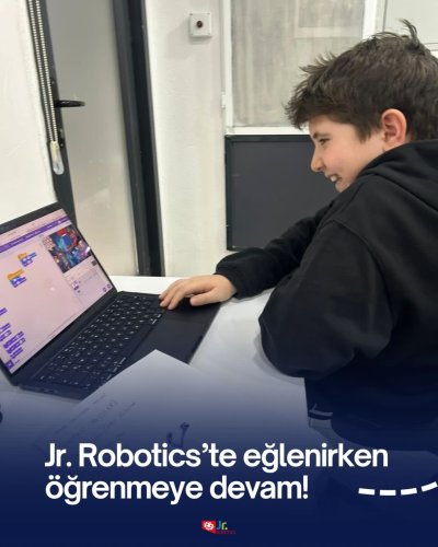 Carousel post from jr.robotics.