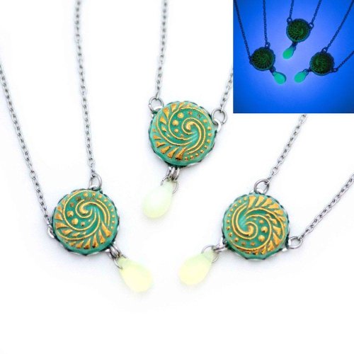 Carousel post from gatheringoftheguildspdx.