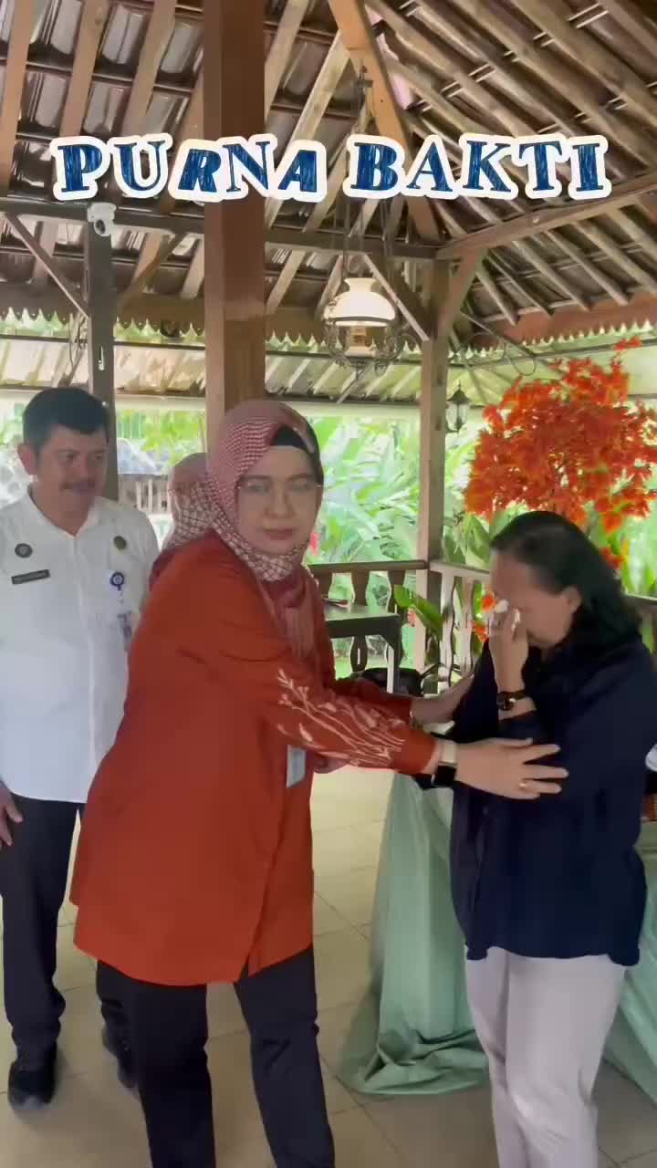 Video post from dpmptsp.surakarta.