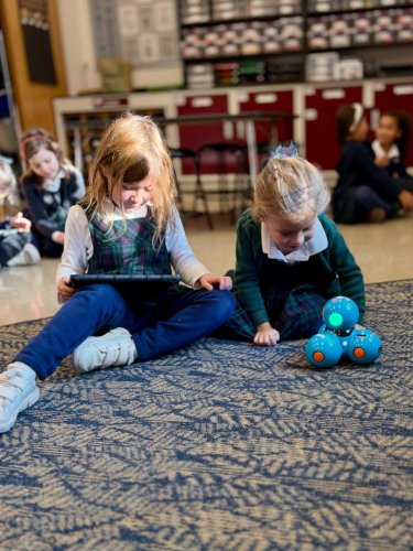 Carousel post from laurelprimary.