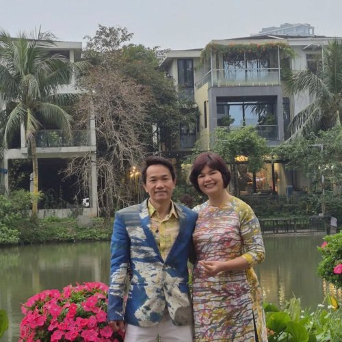 Carousel post from dc.artgallery.