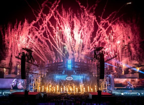 Carousel post from prg.north.america.