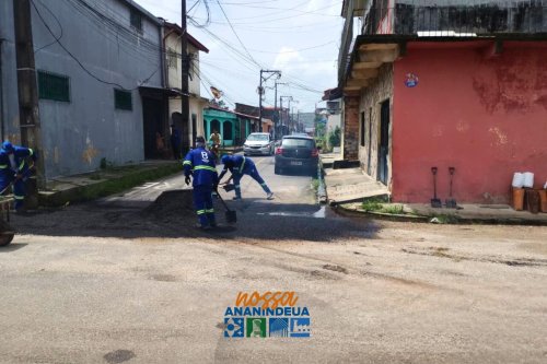 Carousel post from ananindeuapma.