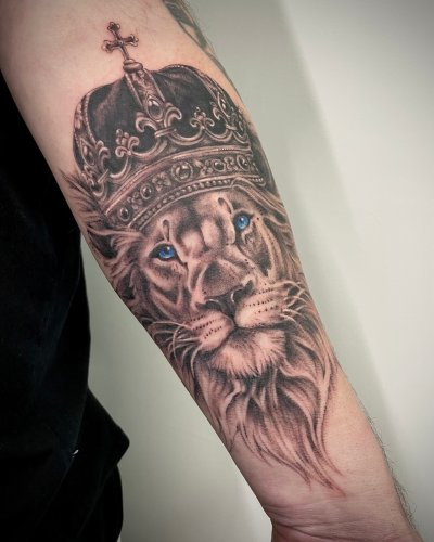 Photo post from lovetattoossandhurst.