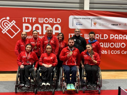 Carousel post from turkiyemasatenisifederasyonu.