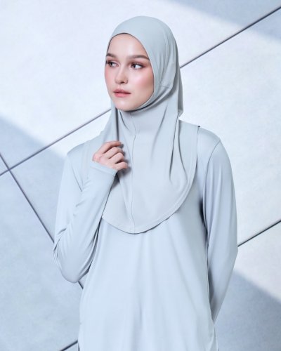 Carousel post from galeriariani.