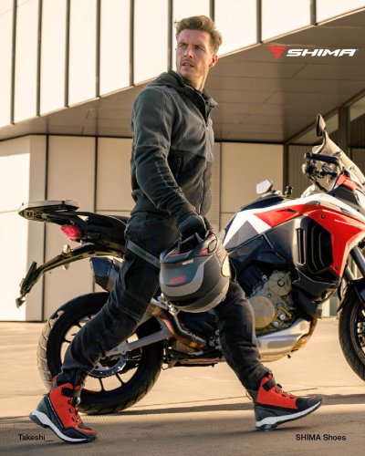 Photo post from motomax.