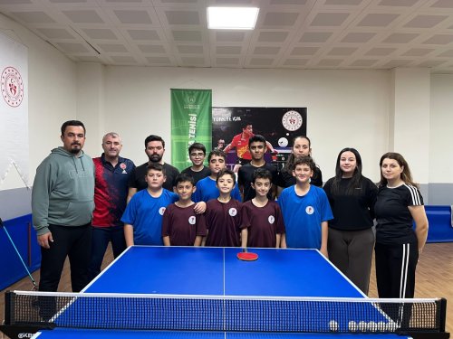 Carousel post from turkiyemasatenisifederasyonu.