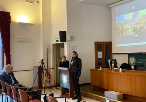 Carousel post from aur_arts.