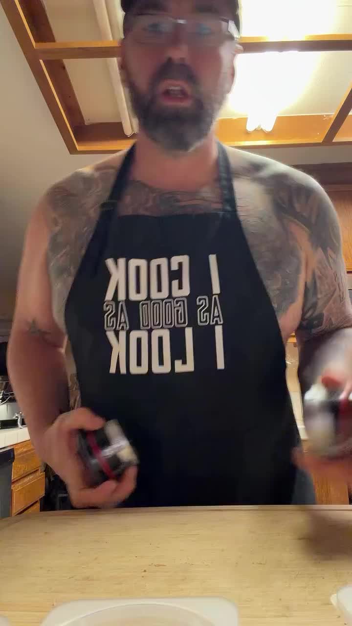 Video post from famous_creations_catering.