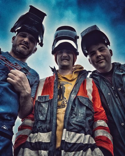 Carousel post from bramleynewspaper.