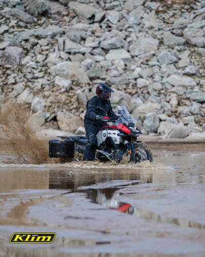 Photo post from motomax.