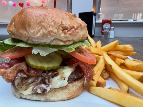 Photo post from laurasbarandgrill.