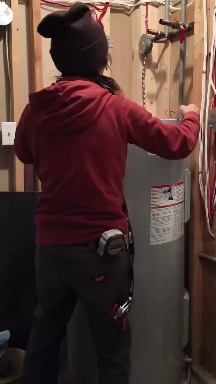 Video post from dewalttough.