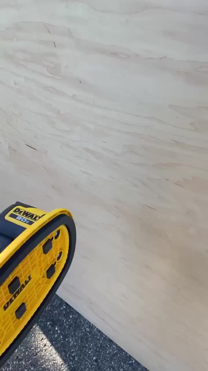Video post from dewalttough.
