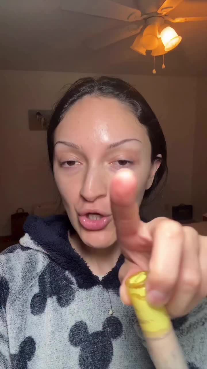 Video post from scrandiebeauty.