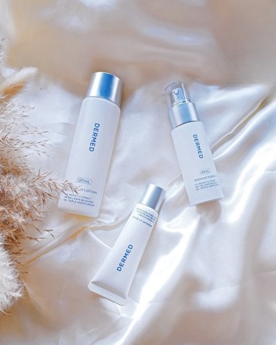 Carousel post from dermed_official.