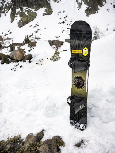 Carousel post from gnusnowboards.