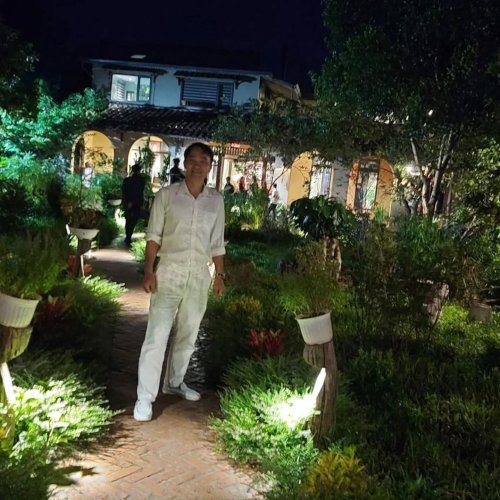 Carousel post from dc.artgallery.